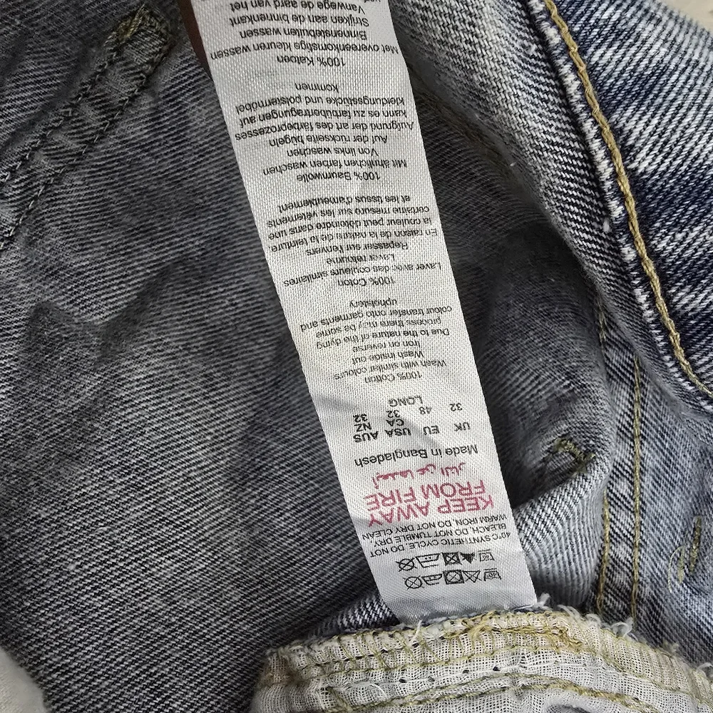 BoohooMAN Light Wash Straight Leg Button Fly Rigid Jeans 32 Long